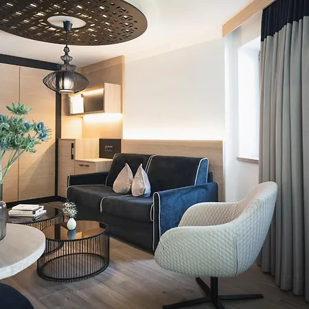 Verwohnhotel Wildspitze Hotel 4*