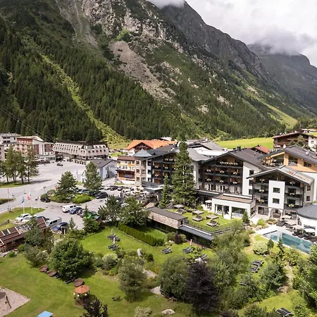 Verwohnhotel Wildspitze 4* Sankt Leonhard im Pitztal
