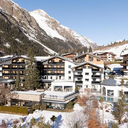 Verwoehnhotel Wildspitze Hotel 4*