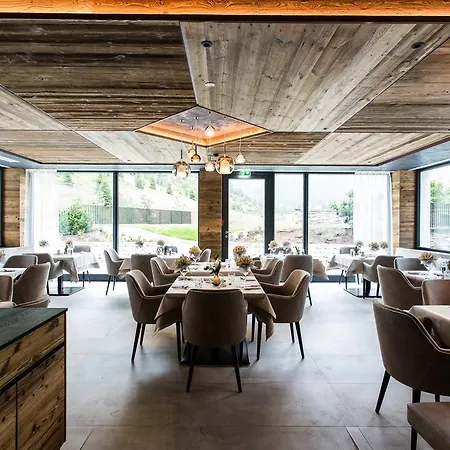 מלון Verwoehnhotel Wildspitze 4*