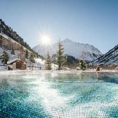 Отель Verwoehnhotel Wildspitze Санкт-Леонхард-им-Пицталь