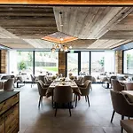 Hotel Verwoehnhotel Wildspitze 4*