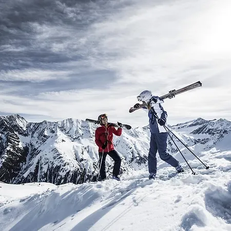 Verwoehnhotel Wildspitze Sankt Leonhard im Pitztal